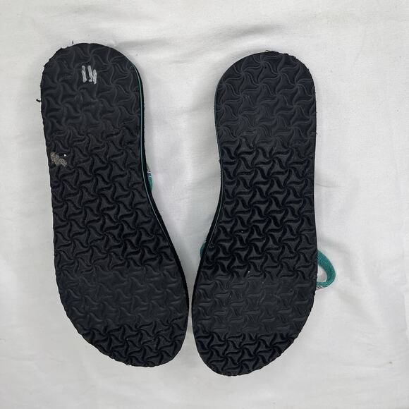 Teva Olowahu Green Slip On Sandals Size US 8, bohemian, hippie, colorful, resort - Picture 3 of 6